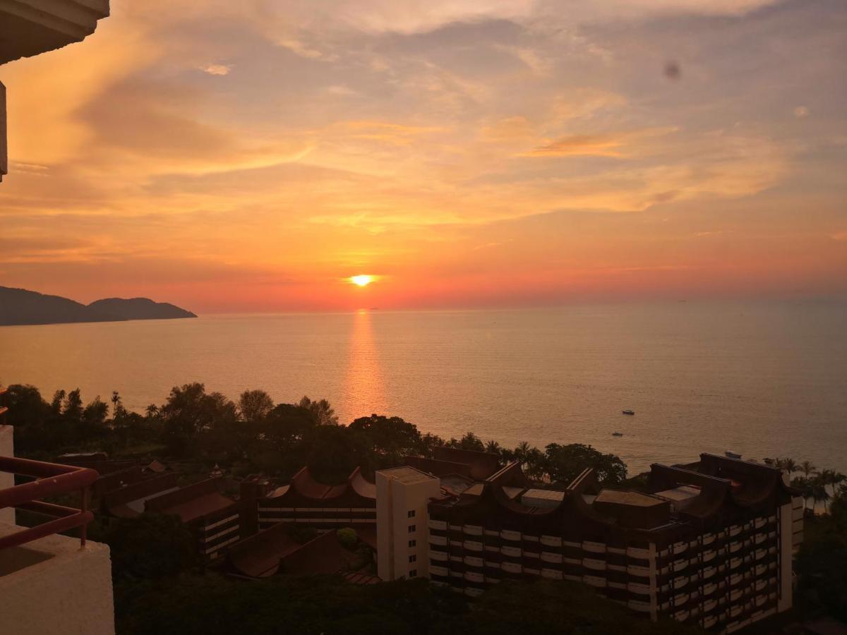 Aloka Seaview Apartment バツーフェリンギビーチ エクステリア 写真