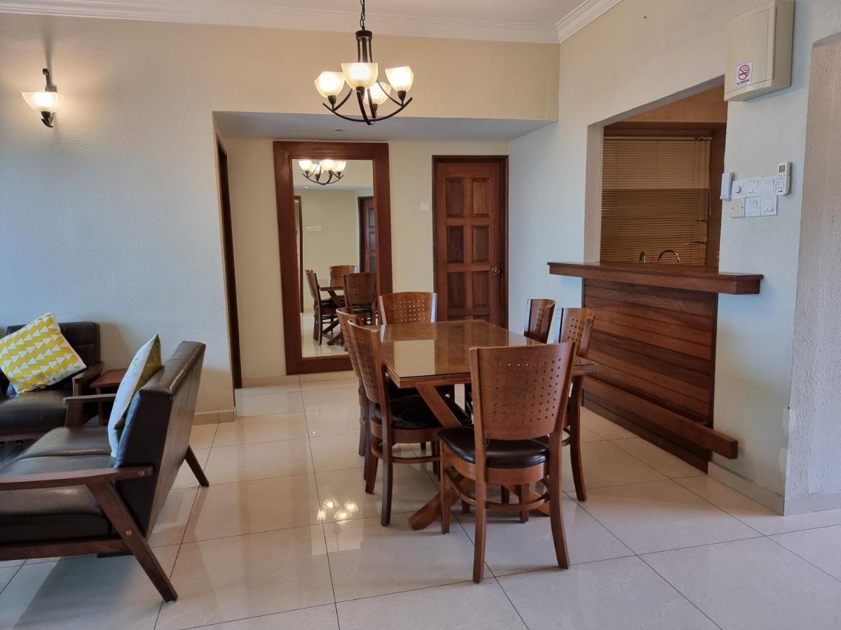 Aloka Seaview Apartment バツーフェリンギビーチ エクステリア 写真