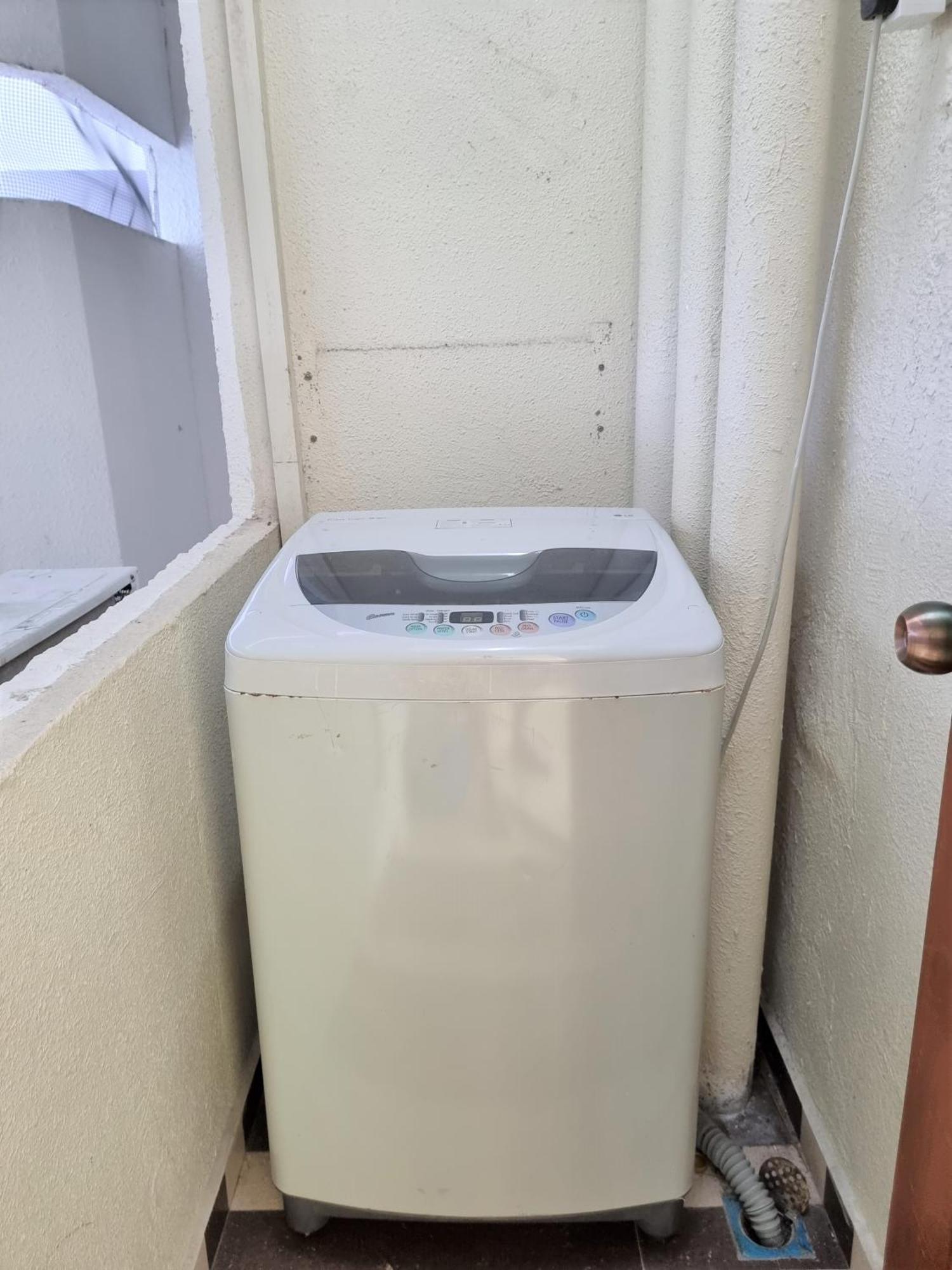 Aloka Seaview Apartment バツーフェリンギビーチ エクステリア 写真