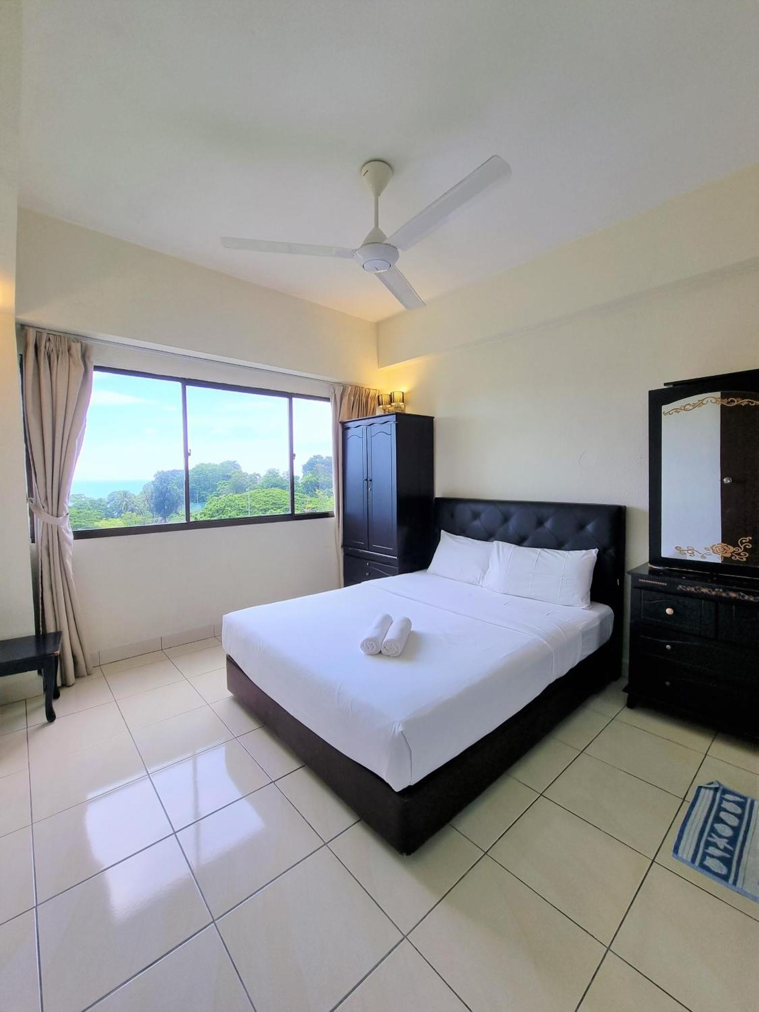 Aloka Seaview Apartment バツーフェリンギビーチ エクステリア 写真