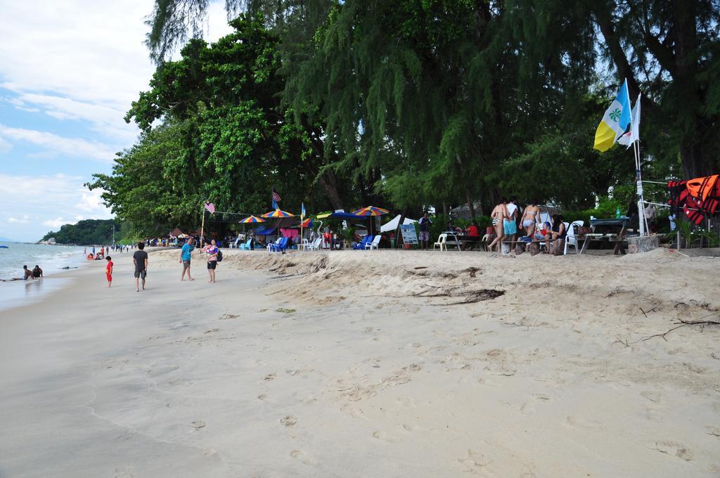 Aloka Seaview Apartment バツーフェリンギビーチ エクステリア 写真